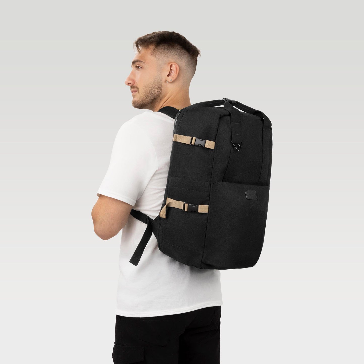 Vacilando Travel Backpack