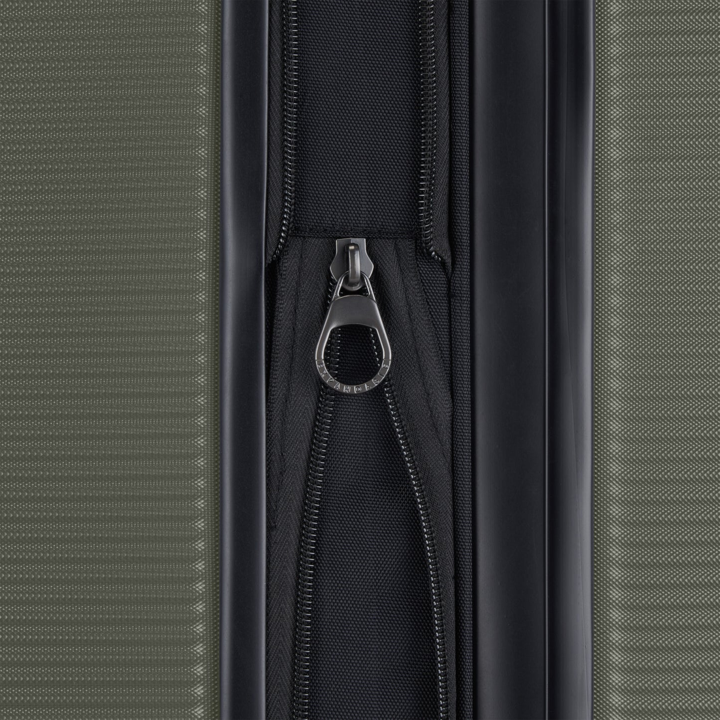 Wellington Carry-On