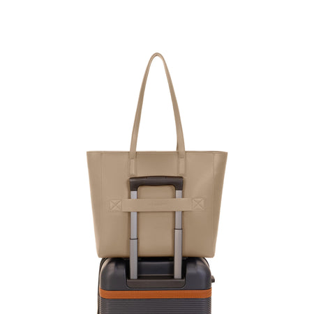 Buy Wellington Tote in Cookie for $70.00 in Canada - Image 7