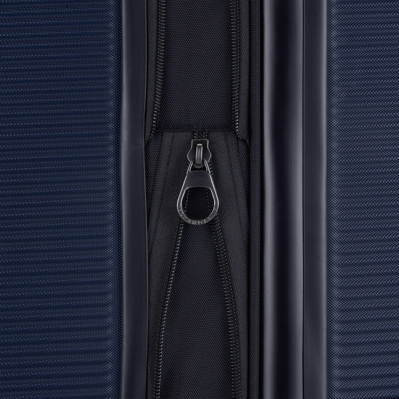 Wellington Check-In Medium