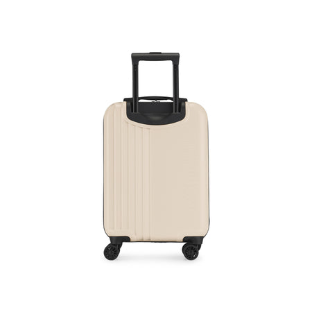 Buy The Classic Carry-on in Wclay for $80.00 in Canada - Image 85